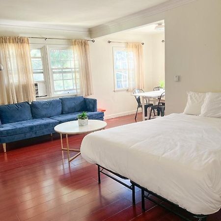 Charming Century City Condo لوس أنجلوس المظهر الخارجي الصورة