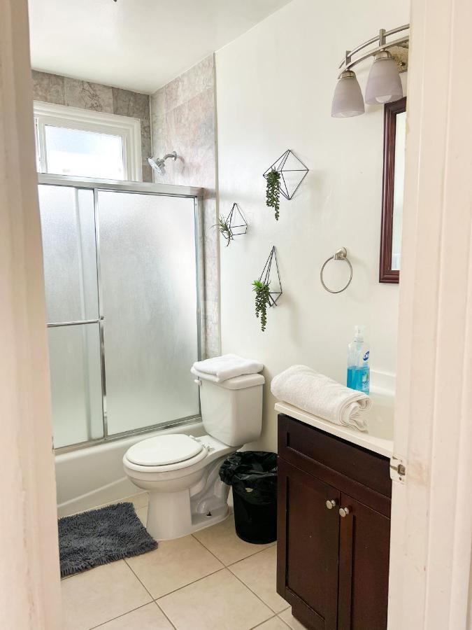 Charming Century City Condo لوس أنجلوس المظهر الخارجي الصورة